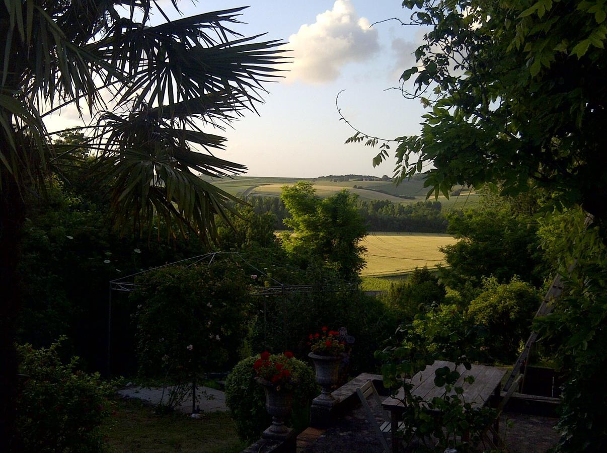 Bed and Breakfast Chez Brown Saint-Thomas-de-Conac Экстерьер фото
