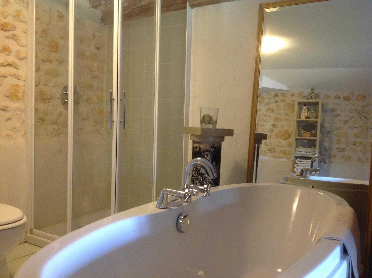 Bed and Breakfast Chez Brown Saint-Thomas-de-Conac Экстерьер фото