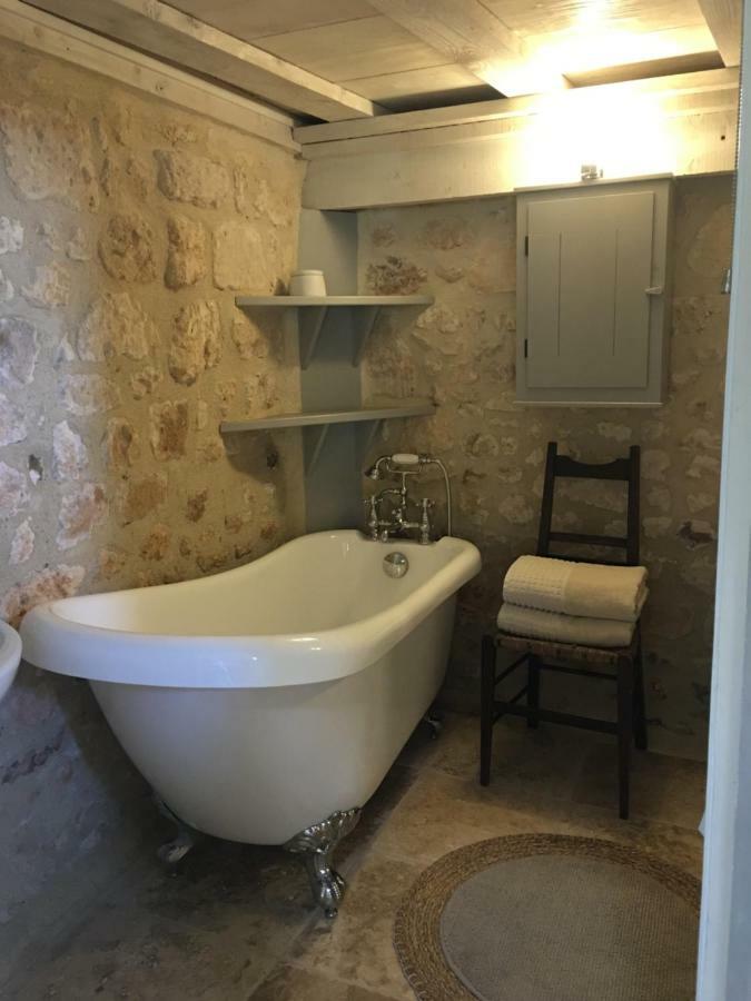 Bed and Breakfast Chez Brown Saint-Thomas-de-Conac Экстерьер фото